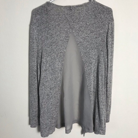 Juicy Couture Gray Cardigan Sweater Shawl- Size Medium - Picture 3 of 4
